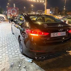 هیوندای ئەلەنترا